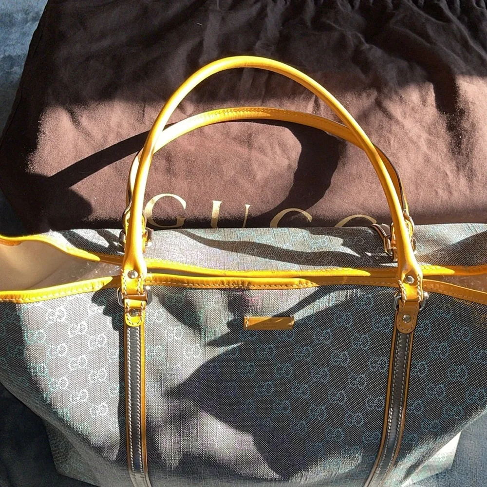 Sold Preloved Gucci tote bag pristine condition gorgeous grey with multi color - Picture 6 of 15